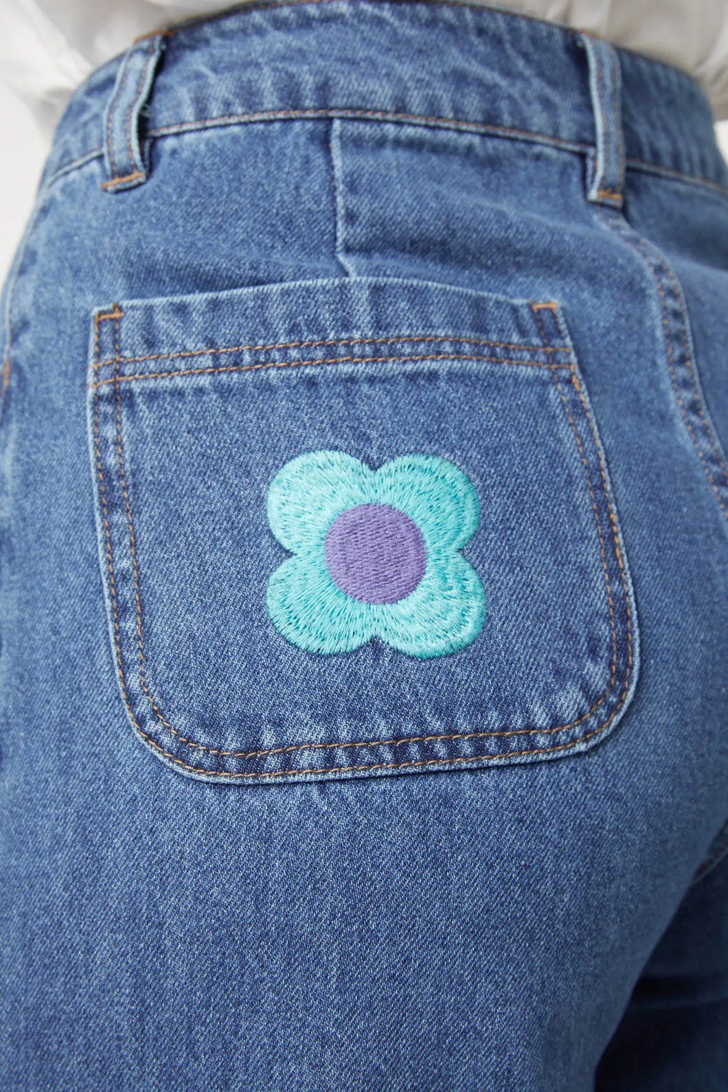 Betty Embroidered Jean