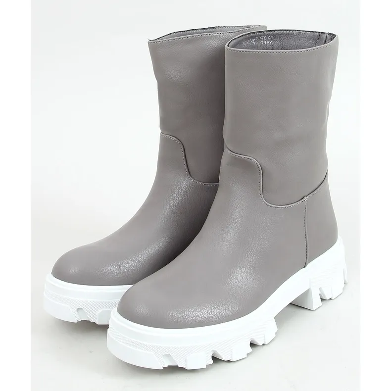 Boots with a simple Jowita Gray upper grey