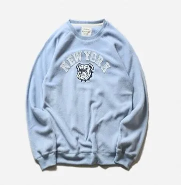 Fleece sweatshirt for men with New York bulldog visual on the front