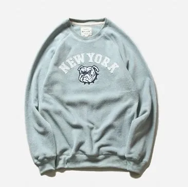 Fleece sweatshirt for men with New York bulldog visual on the front