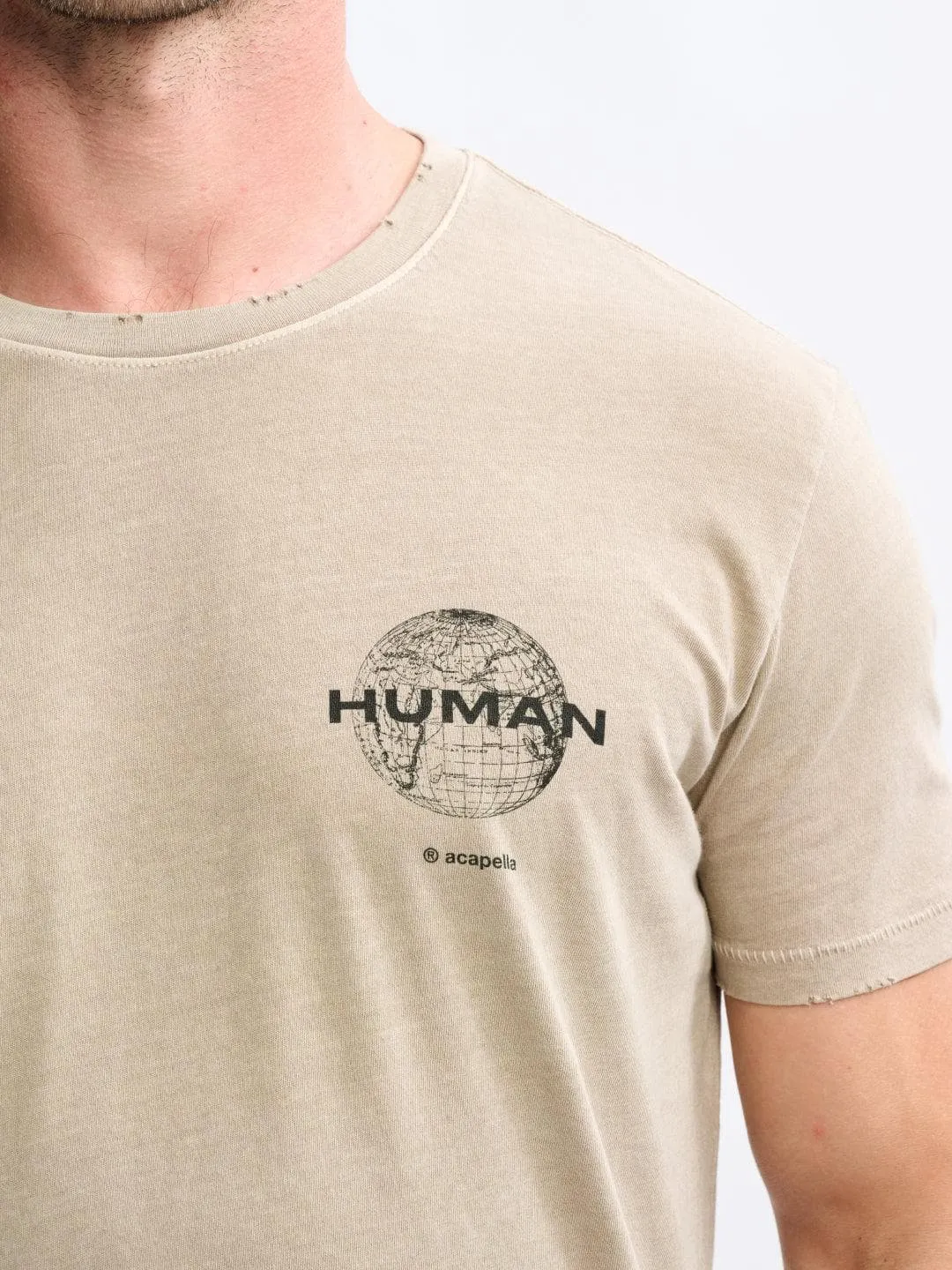 Human Distressed - Tee