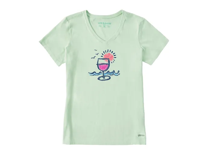 Life Is Good Women's Crusher Lite Vee - Vino Beach