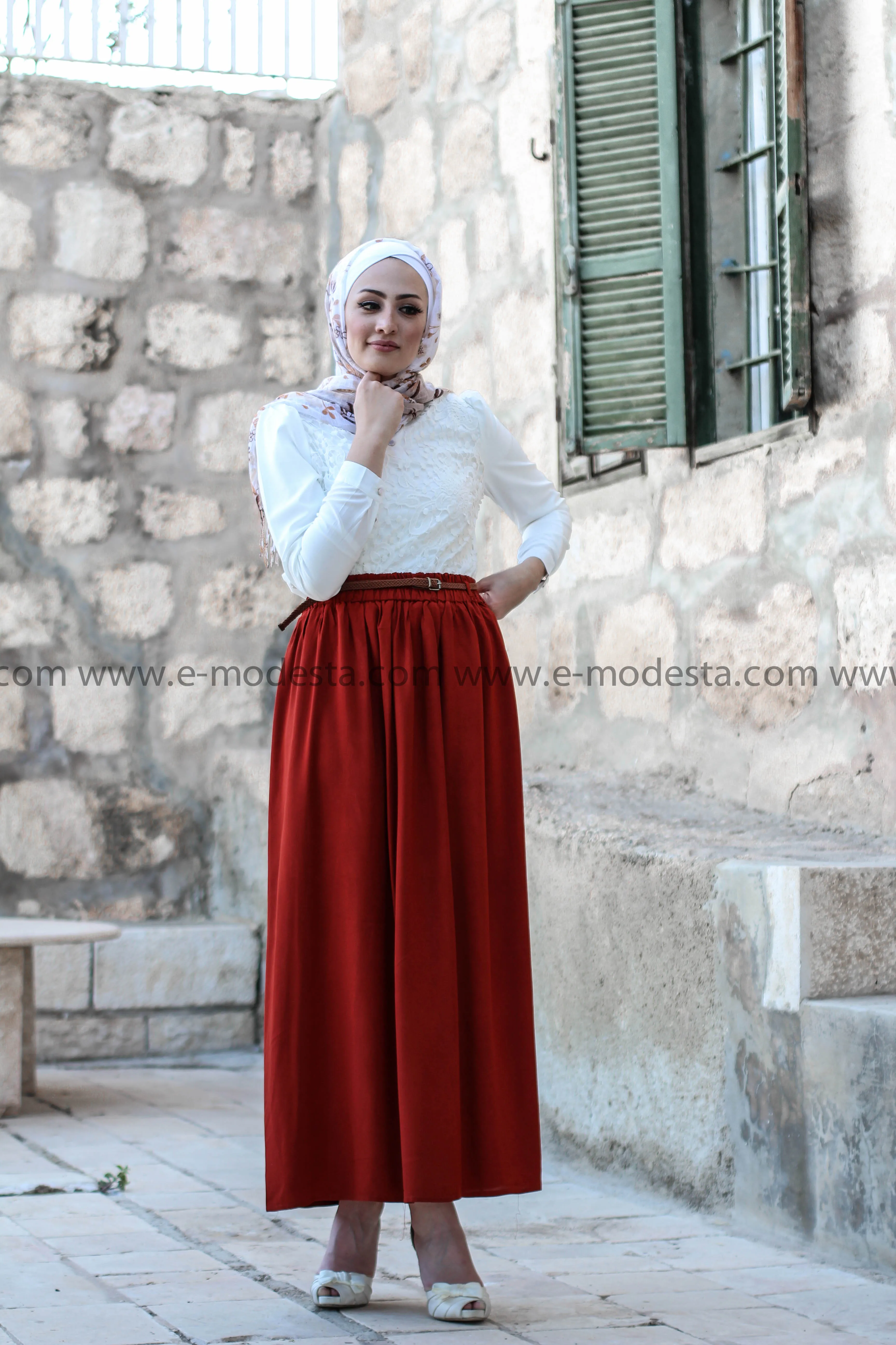 SALE Simple Casual Skirt with Belt - Brick Red