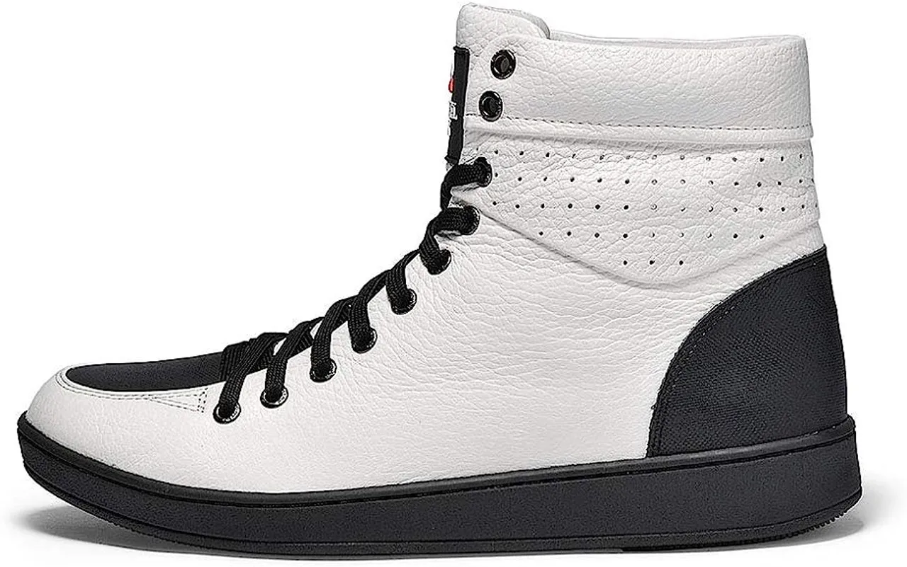 Travel Fox Lace-up High Top White/Black