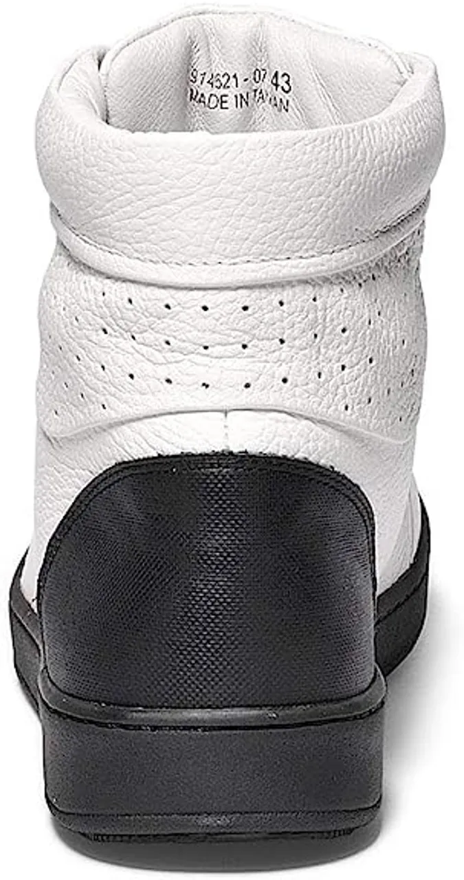 Travel Fox Lace-up High Top White/Black